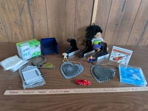 lot 195 image: Assorted Household and Novelty Lot Incl. Swiffer Pet Cloths, CD Set, Toy Truck