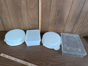 lot 204 image: Plastic Food Storage Containers Lot of 4 With Lids