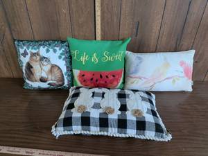 lot 209 image: Throw Pillow Lot of 4 Assorted Designs Cat Watermelon Bird Bunny