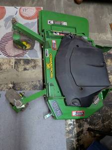 lot 227 image: John Deere 36 in Commercial Mower Deck 36 COMM W-B
