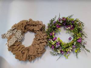 lot 251 image: Lot of 2 Wreaths, One Tan Ruffled Fabric with Polka Dot Bow, One Floral Wreath