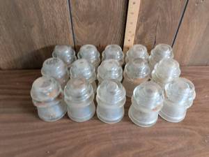 lot 266 image: Lot of 15 Clear Glass Insulators with Threaded Tops