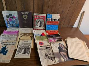 lot 275 image: Sheet Music Lot Godspell Jesus Christ Superstar Schaum Piano Books