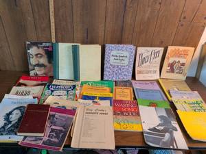 lot 276 image: Assorted Sheet Music and Songbook Lot Piano Organ Wedding Christmas Titles