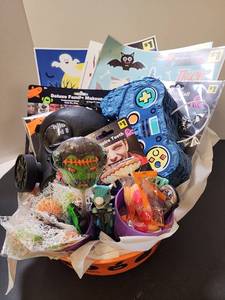 Kids/Teen Halloween Gift Bowl (Boy) #3 - Retail: $0