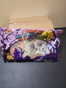 lot 70387 image: Spooky Halloween Pops Orange Grape Green Apple 23 Count 6 oz (170 g) (2Bags) - Retail $10