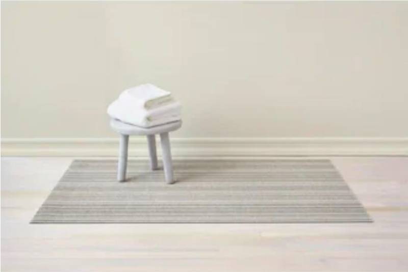 lot 21093 image: Chilewich Woven Floor Mat Tapis de Sol Tiss� - Retail $50