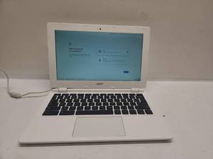 lot 25 image: Acer CB3-111 Chromebook 11.6 inch