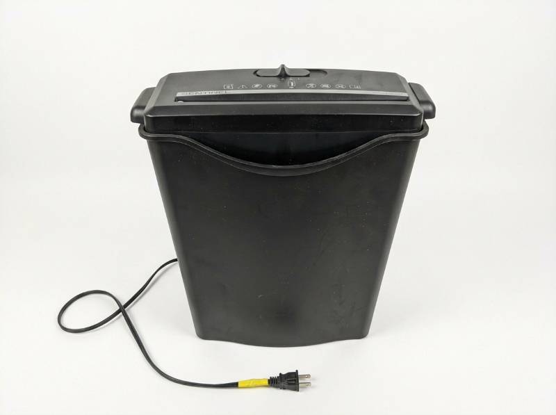 lot 4089 image: Sentinel FS60B Paper Shredder 120V