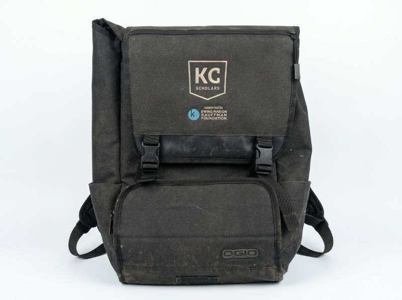 lot 4091 image: OGIO KC Scholars Messenger Backpack Laptop Bag