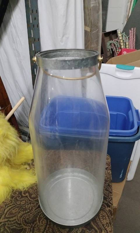 lot 4296 image: Clear Glass Jug with Brass Handle & no Lid