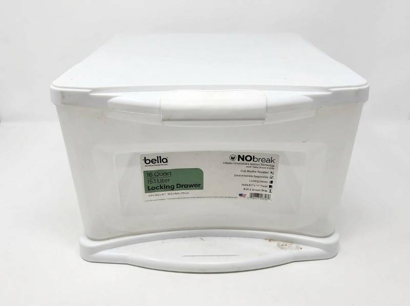 lot 64145 image: Bella 16 Quart Locking Drawer Storage Container