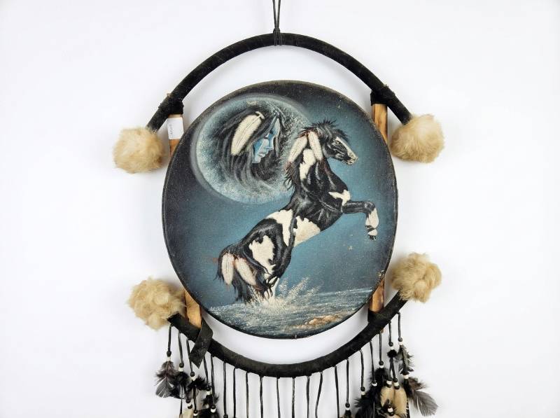 lot 64166 image: Decorative Hanging dream catcher w Horse Motif