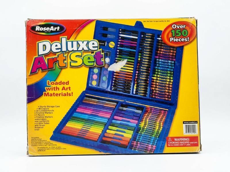 lot 64172 image: Rose Art 150-Piece Color Art Set