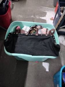 lot 8245 image: Mixed Household Lot w Canvas Tote Bag, Jazz Musician Figurines & Storage Items