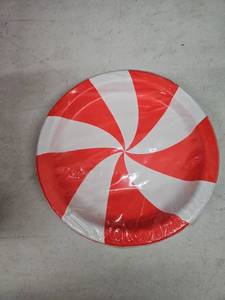 lot 8258 image: Christmas House Peppermint Swirl Paper Plates 8.62in 15-Count Lot of 4 Packs