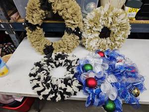 lot 8281 image: Lot of 4 Handmade Mesh Ruffle Wreaths Tan Black Cream Blue Silver w Ornaments