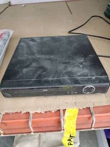 lot 6045 image: Proscan PDVD6655-PL DVD Player with HDMI and Component Outputs
