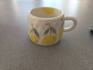 lot 243 image: UPSYTIO Coffee Mug 12oz Summer Cute Ceramic Cup with Handpainted Fruit Pattern, Lemon Tea Cup Gift for Coffee Lover, Birthday Gift for Latte Milk - Retail $14