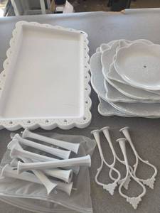 lot 295 image: Multiple Tier Cupcake Display Stands, Sold As is Doesnt sit Completely Flat - Retail $0