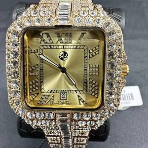 lot 6 image: New Sparkle & Bling, Quality Watch - Square Dial Wristwatch with Date Display 41.5 mm