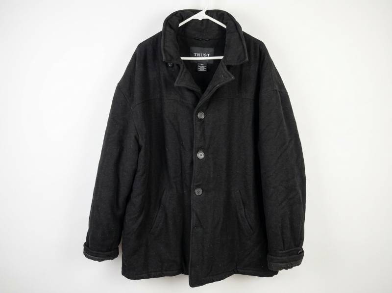 lot 4621 image: Trust Black Wool Blend Coat Size 5XL