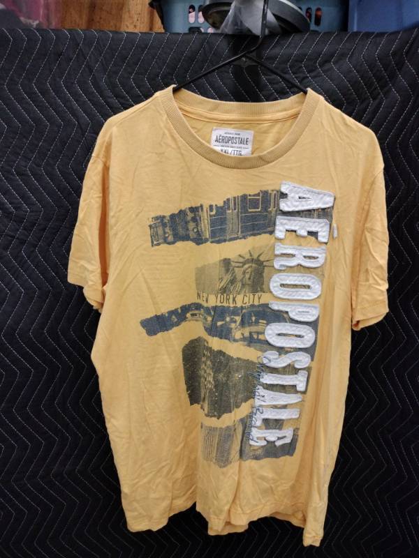 lot 9011 image: Aeropostale Mens XXL Yellow New York City Graphic T-Shirt