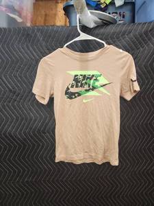 lot 2100 image: Nike 3BRAND Kids Medium Short Sleeve T-Shirt Tan w Neon Green Graphic