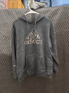 lot 2107 image: Adidas Black Pullover Hoodie Sweatshirt w Metallic Logo Size XL