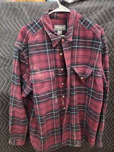 lot 2108 image: Eddie Bauer Mens Tall XL Red & Black Plaid Flannel Button-Up Shirt