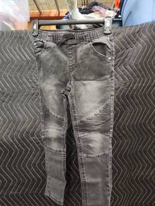 lot 2135 image: Super Skinny Gray Washed Denim Pull-On Jeans w Moto Knee Panels Size 7