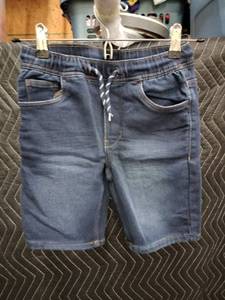 lot 2141 image: Nautica Boys Size 8 Dark Wash Denim Pull-On Shorts w Drawstring