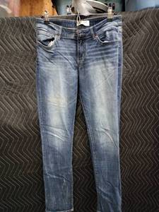 lot 2167 image: BKE Stella Womens Jeans Size 30 x 31 12 Medium Wash Stretch Denim