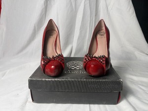 lot 36688 image: Vince Camuto cardinal crinkled distressed size 9
