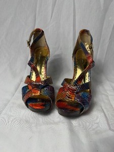 lot 36708 image: BCBG-SLIM multi colormulti snake high heel size 9.5