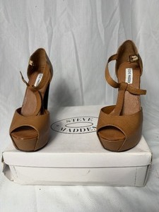 lot 36713 image: steve madden dyvinebrown high heel size 9.5