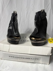 lot 36714 image: steve madden marcoo black leather high heel size 9.5