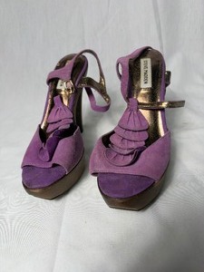 lot 36720 image: steve madden womens purple suede high heel size 9.5