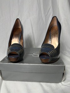 lot 36729 image: Jessica Simpson-IKINA blue jeanpatent size 9.5