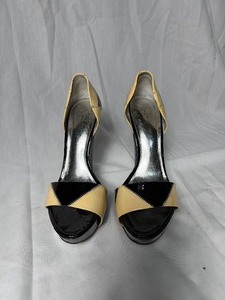 lot 36732 image: Jessica Simpson blktan leather sexy opened toed high heel size 9.5