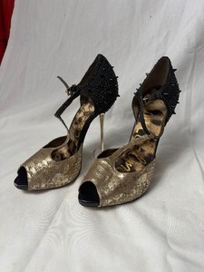 lot 36768 image: SAM EDELMAN gold snake skin high heel with blk spike on heel size 9.5