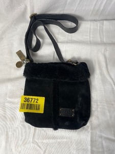 lot 36772 image: UGG small blk suede name brand purse