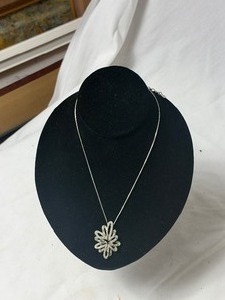 lot 36822 image: Swarovski Chrystal Amarante Flower Pendant Necklace.