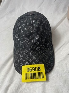 lot 36908 image: Louis Vuitton Velcrow Back Hat.