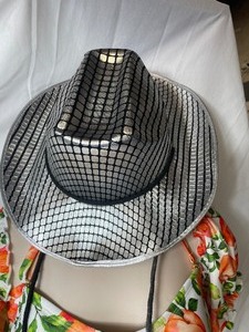 lot 36911 image: Silver Checkered  Mirrored Disco - Style West Cowboy Hat.