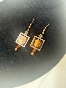 lot 36864 image: Bronze Square Flower Earrings