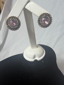 lot 36873 image: Beautiful Vintage Circle Pink Gem Earrings