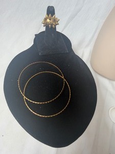 lot 36884 image: Golden Spiked Ring w 2 Golden Bracelets