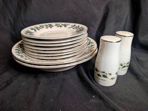 lot 1508 image: Formalities by Baum Bros Holly Dinnerware Lot Plates Bowl Salt Pepper Shakers