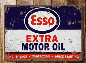 lot 1612 image: New Esso Extra Motor Oil Metal Sign 8 x 10